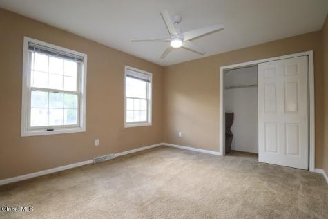 8 Spruce Street Clifton Park NY 12065