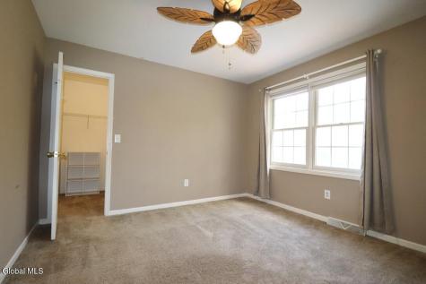 8 Spruce Street Clifton Park NY 12065