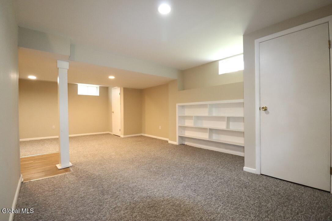 8 Spruce Street Clifton Park NY 12065