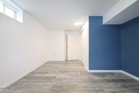 8 Spruce Street Clifton Park NY 12065