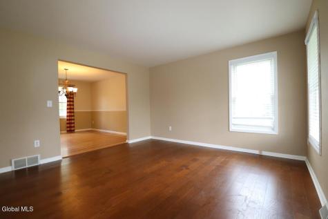 8 Spruce Street Clifton Park NY 12065