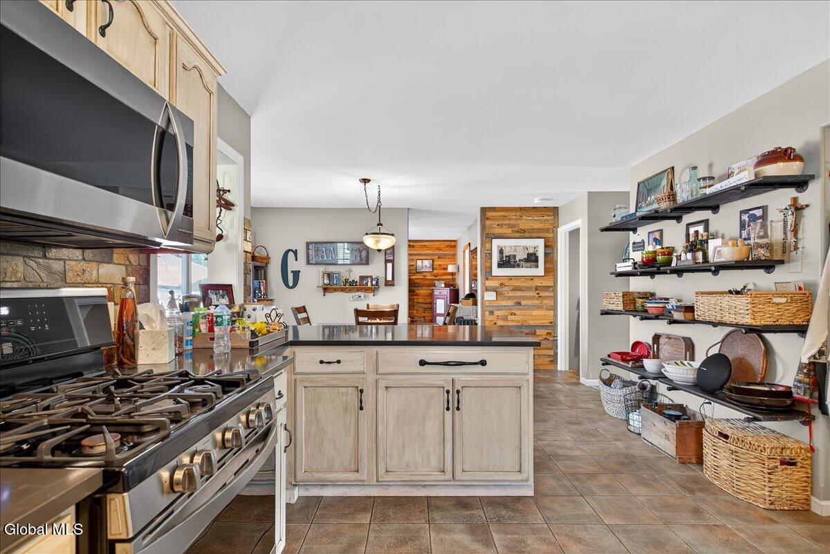 116 Charlton Road Ballston Lake NY 12019