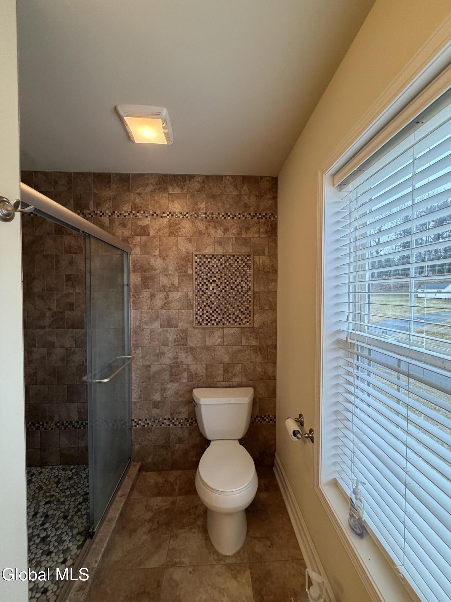 902 Shardon Court Schenectady NY 12306