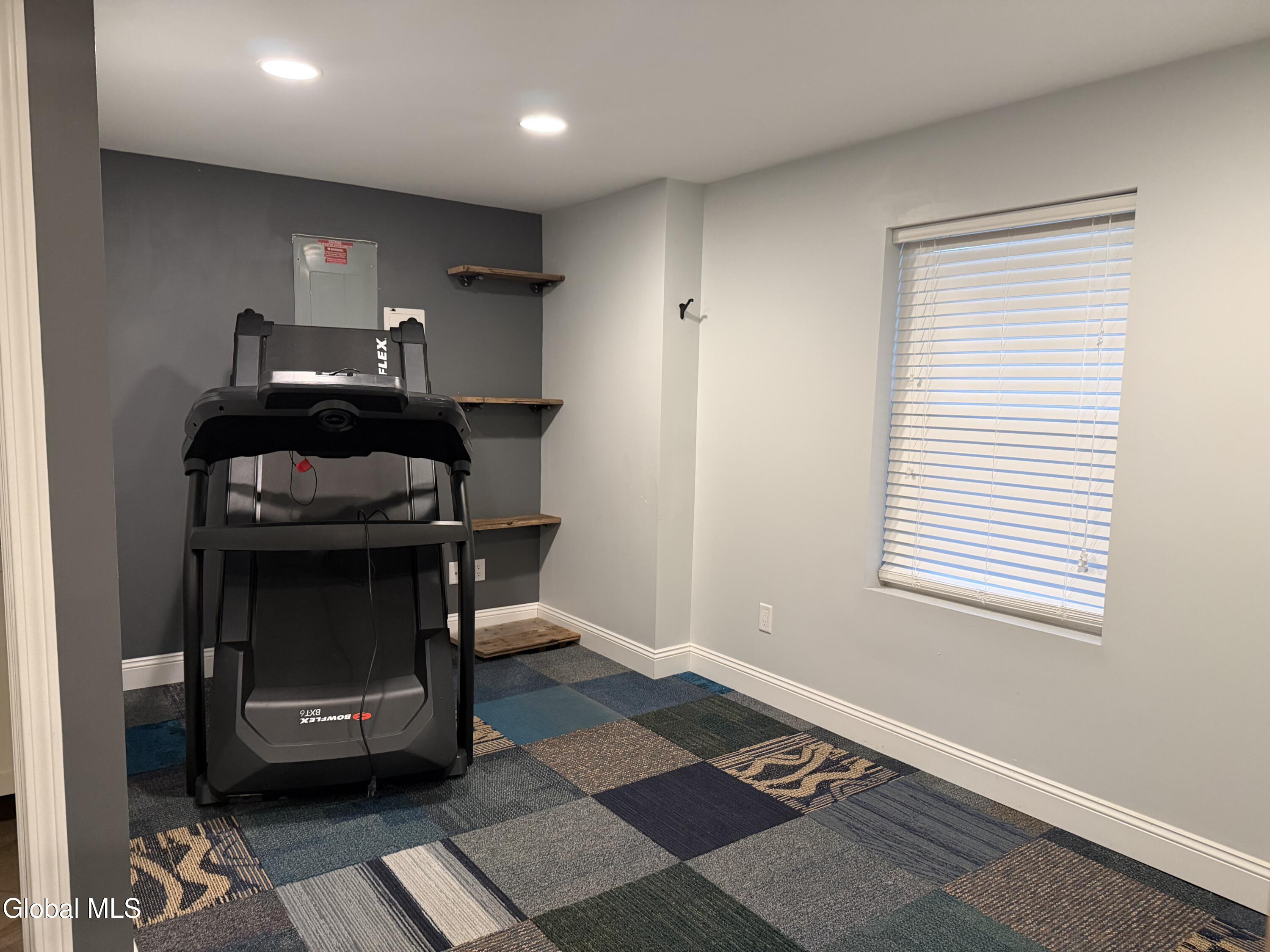 902 Shardon Court Schenectady NY 12306