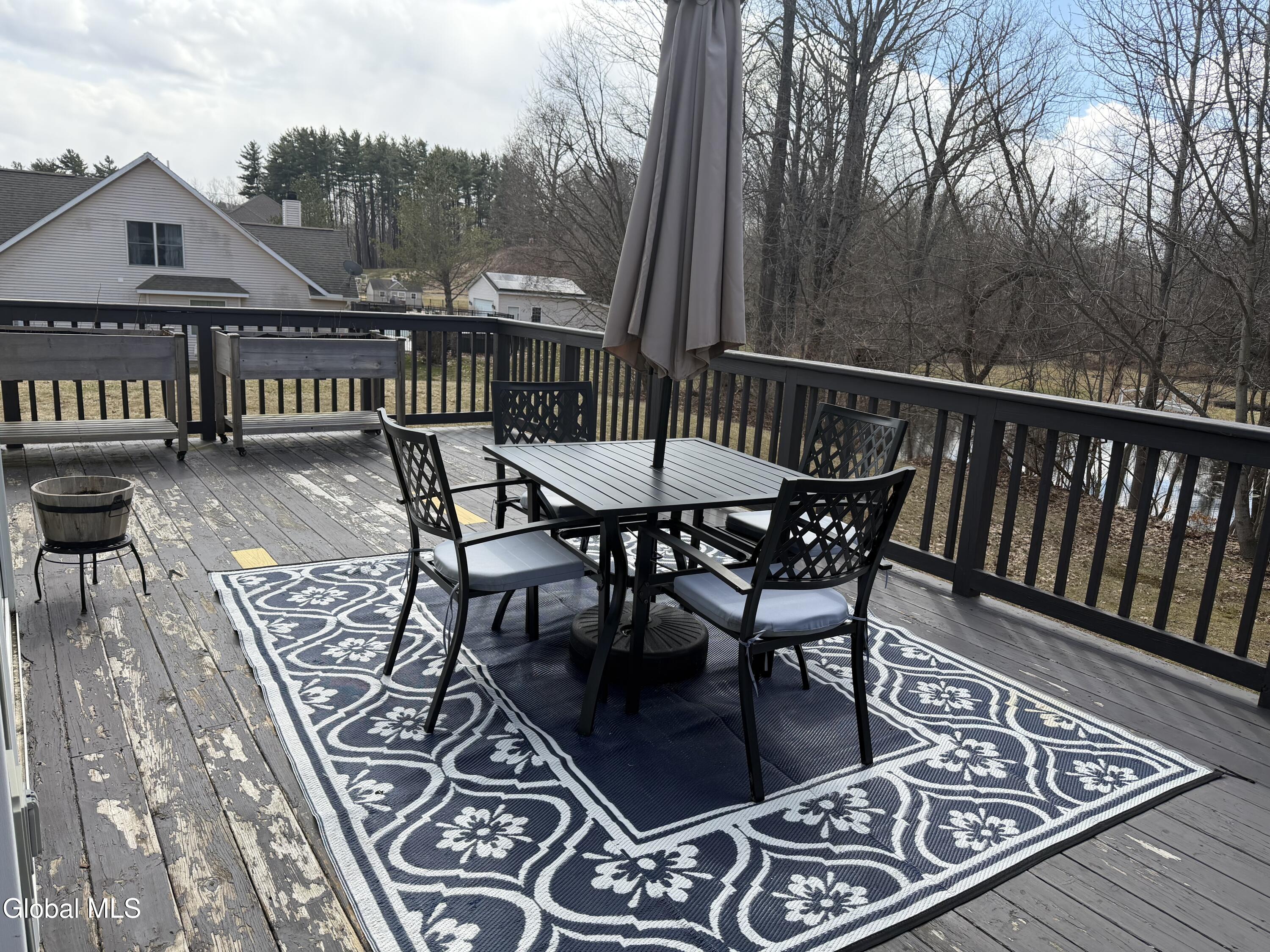 902 Shardon Court Schenectady NY 12306