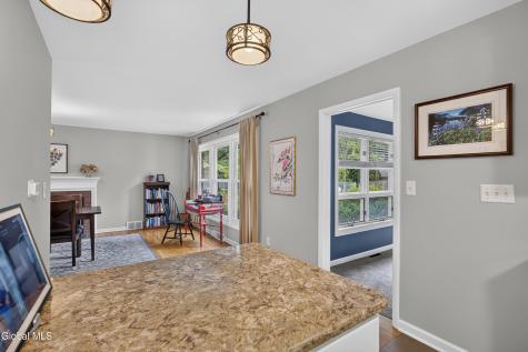 21 Park Place Delmar NY 12054
