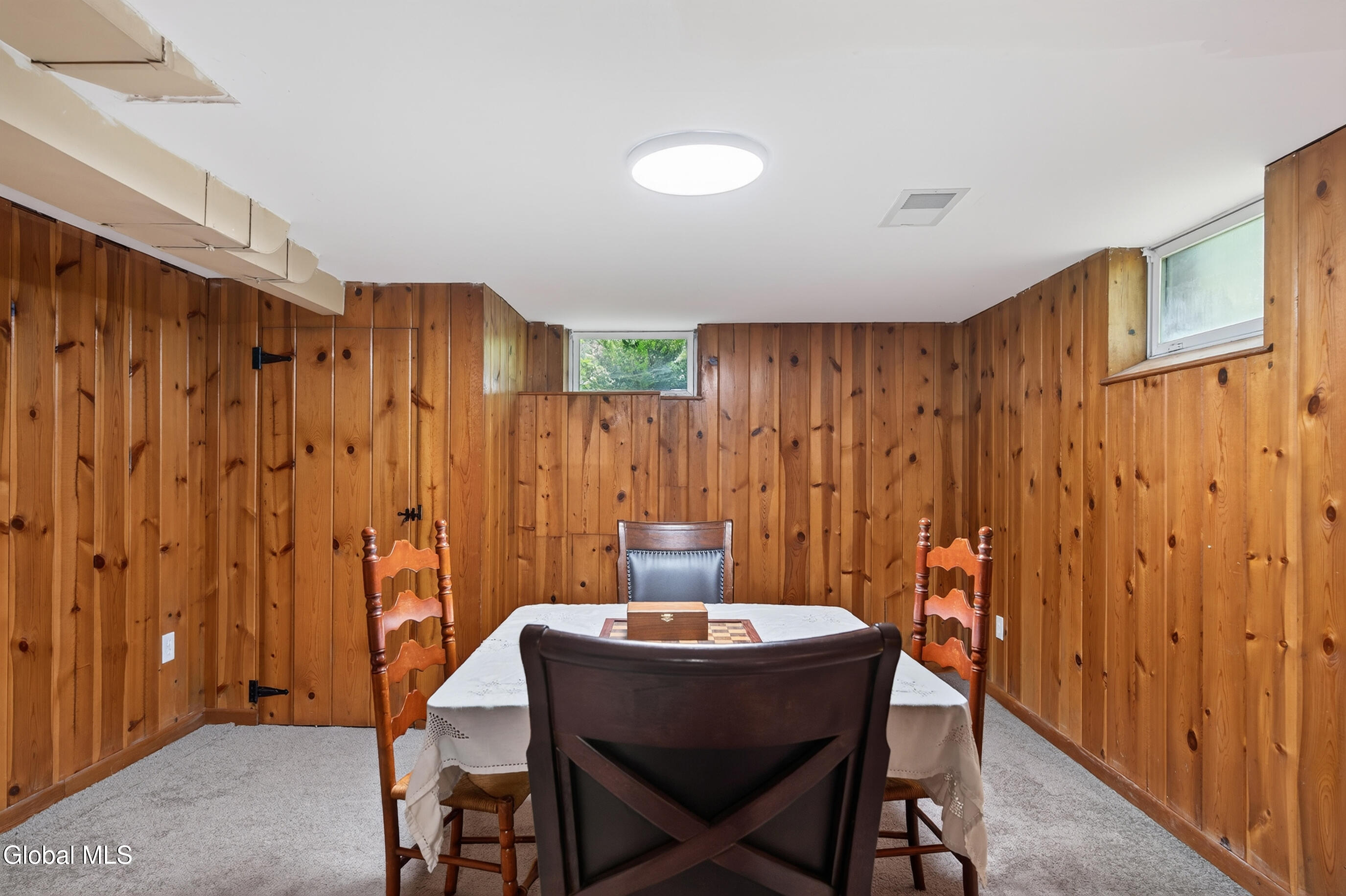 21 Park Place Delmar NY 12054