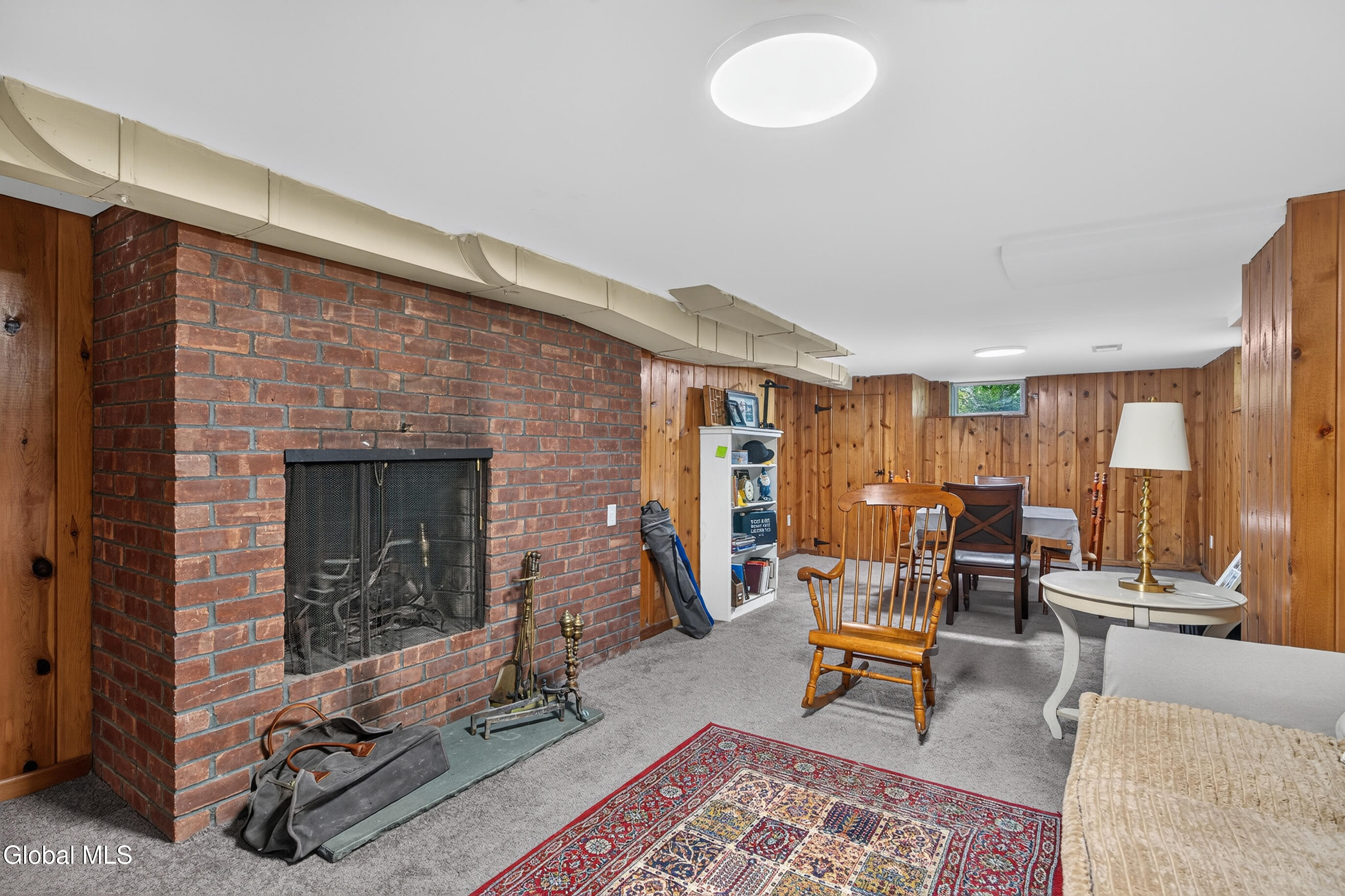 21 Park Place Delmar NY 12054