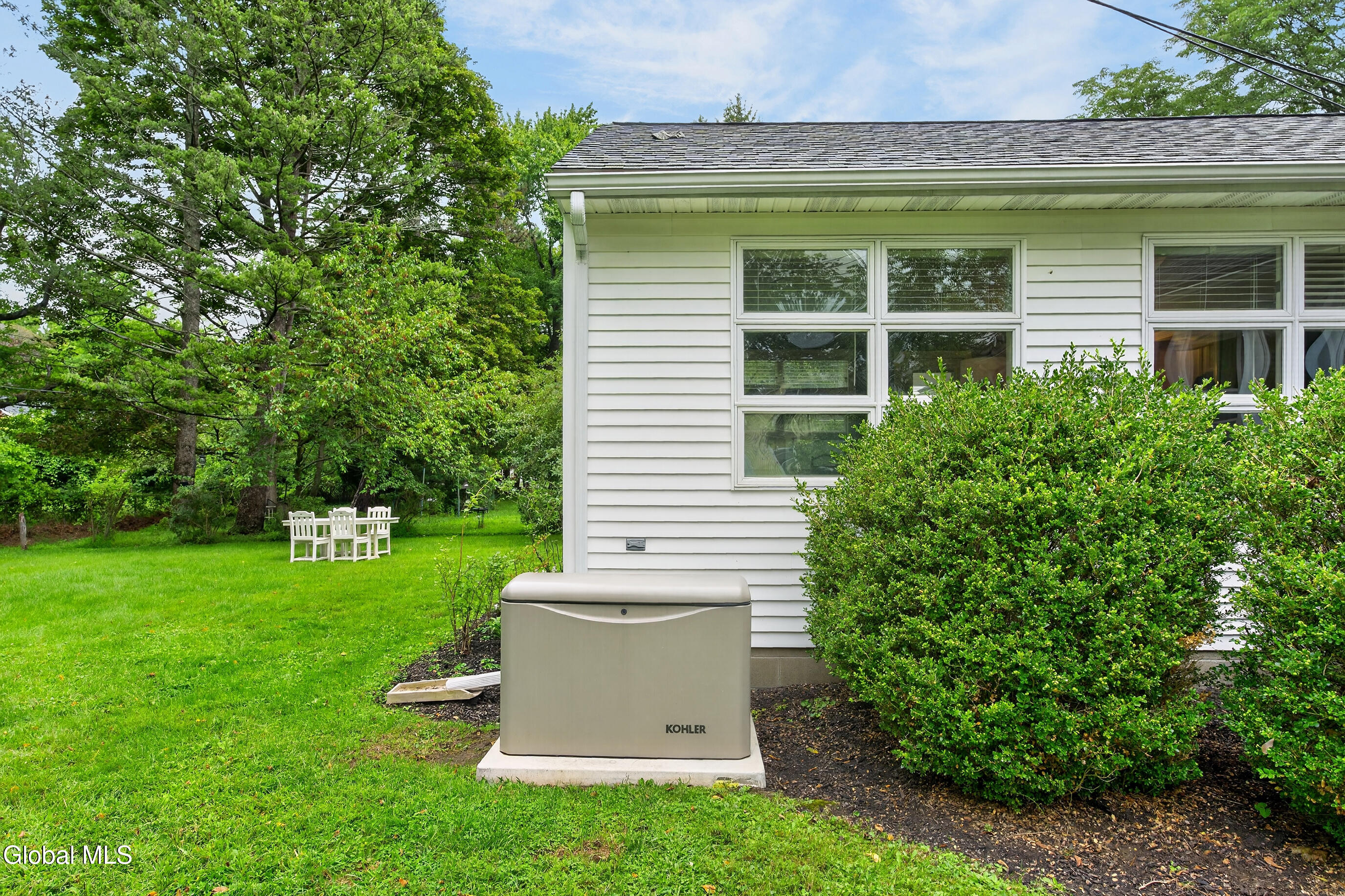 21 Park Place Delmar NY 12054