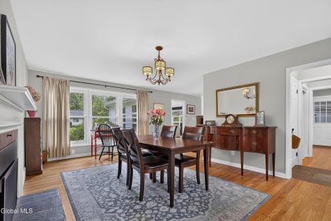 21 Park Place Delmar NY 12054