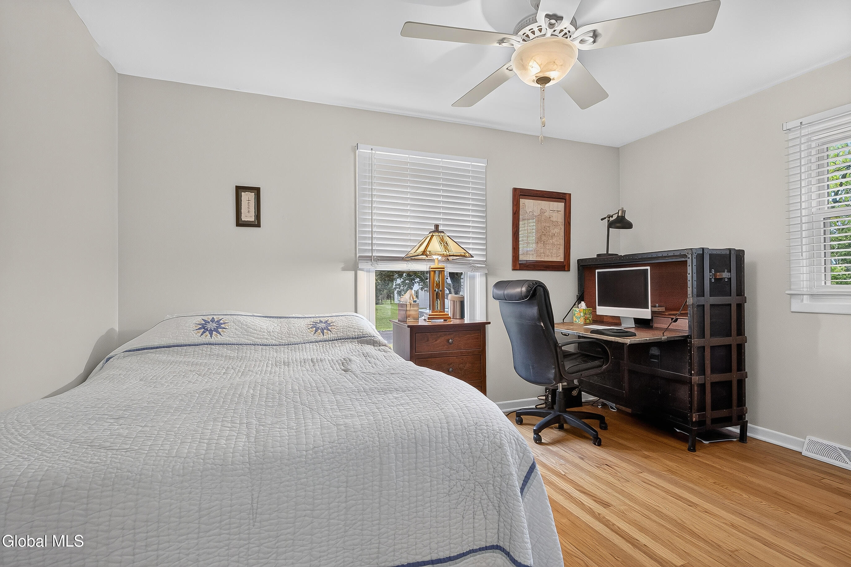21 Park Place Delmar NY 12054