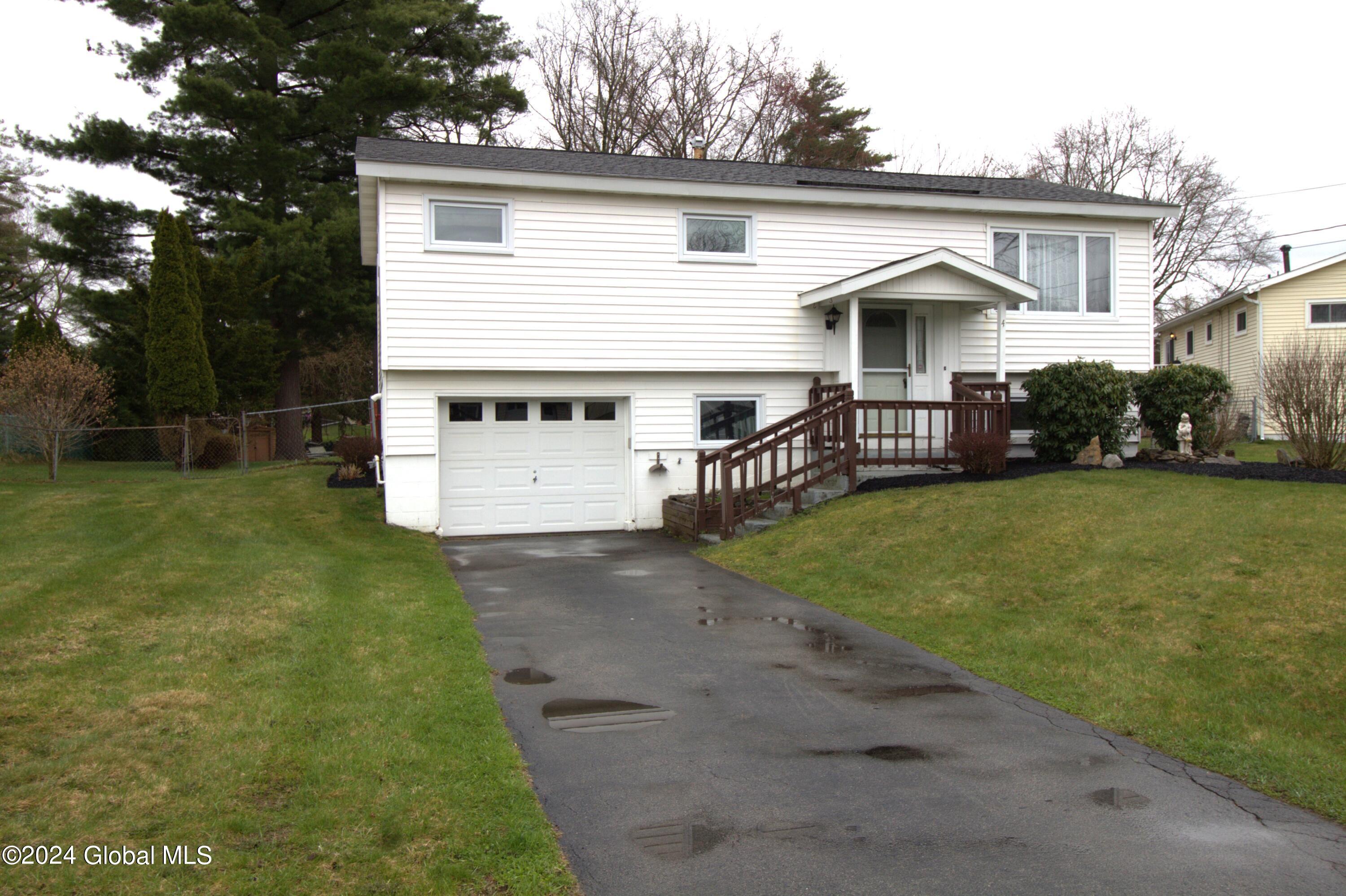 4 Steve Lane Albany NY 12205