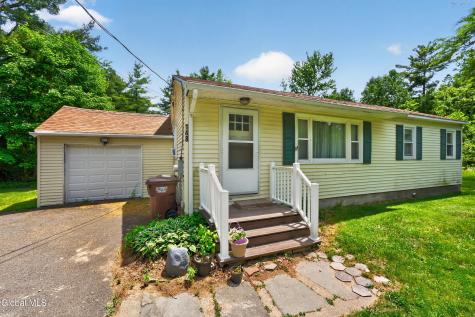 148 Van Dyke Road Delmar NY 12054