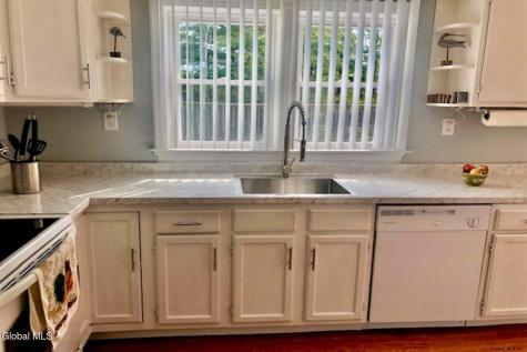 148 Van Dyke Road Delmar NY 12054
