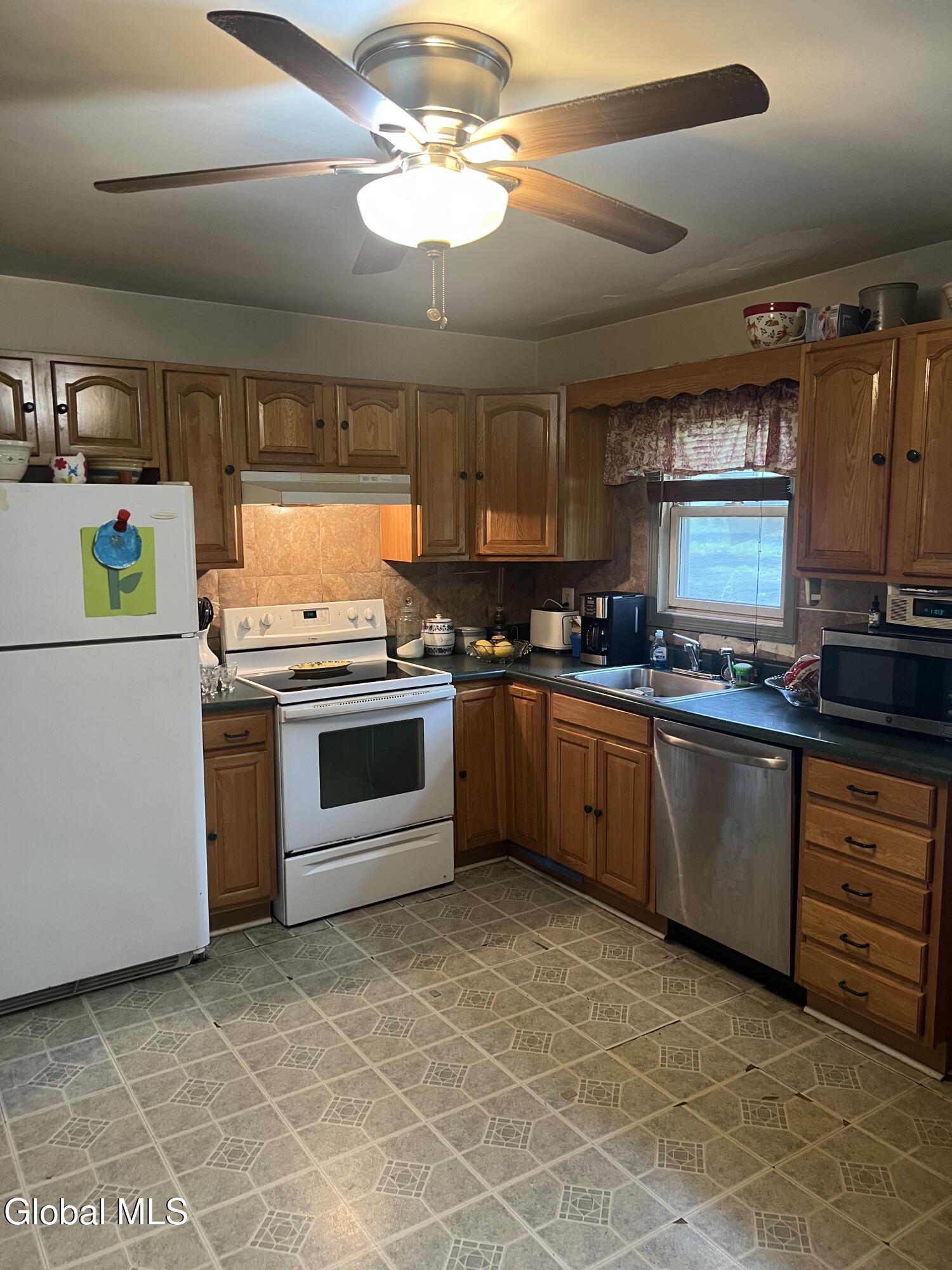 4 Connolly Road Ballston Lake NY 12019