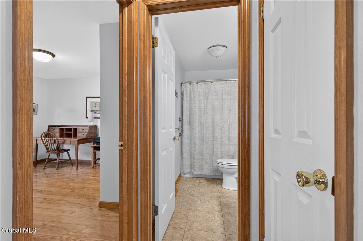 39 Victoria Way Albany NY 12209