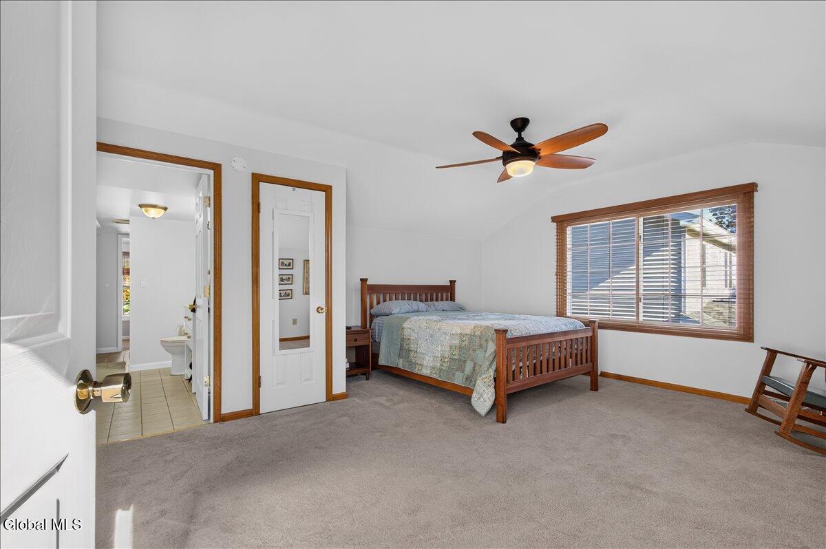 39 Victoria Way Albany NY 12209