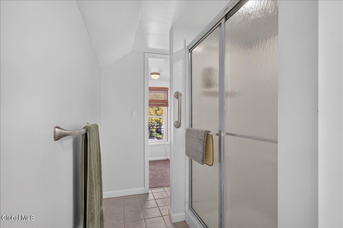 39 Victoria Way Albany NY 12209