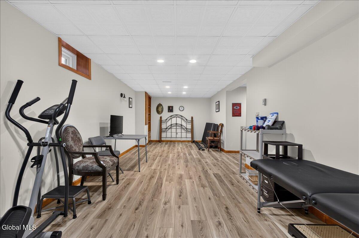 39 Victoria Way Albany NY 12209