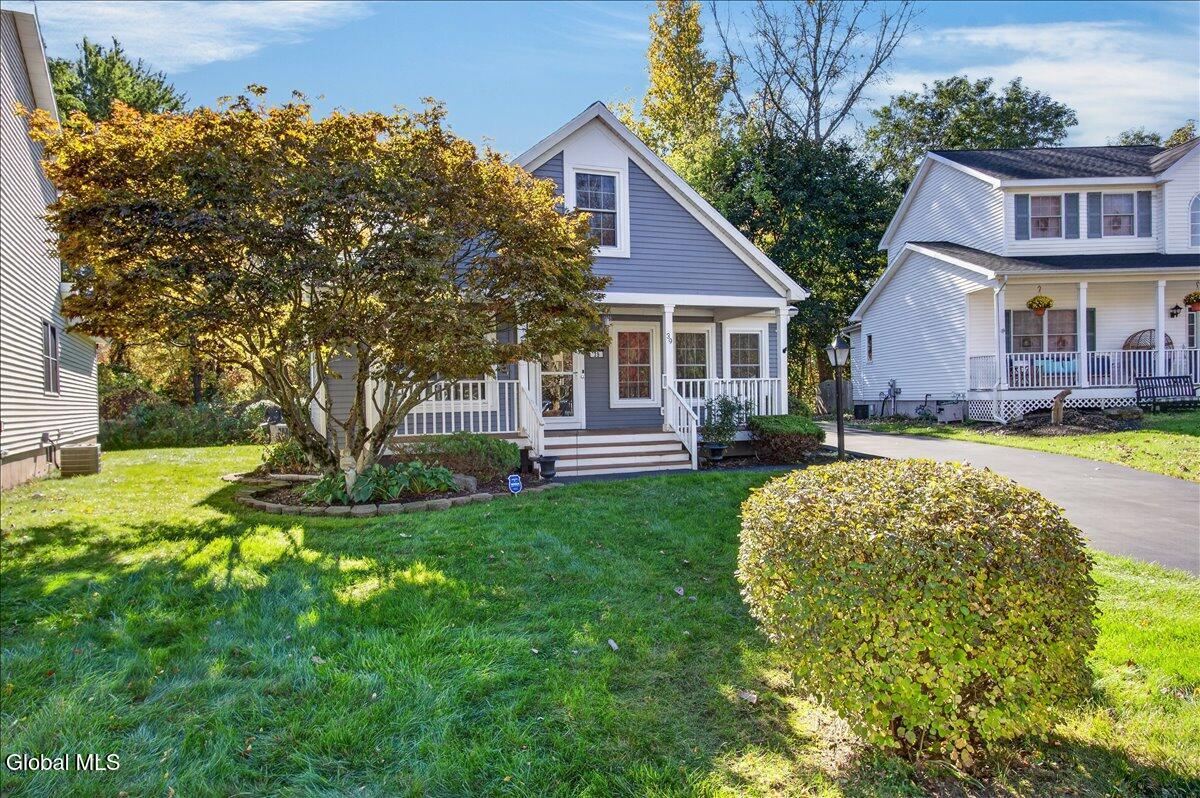 39 Victoria Way Albany NY 12209