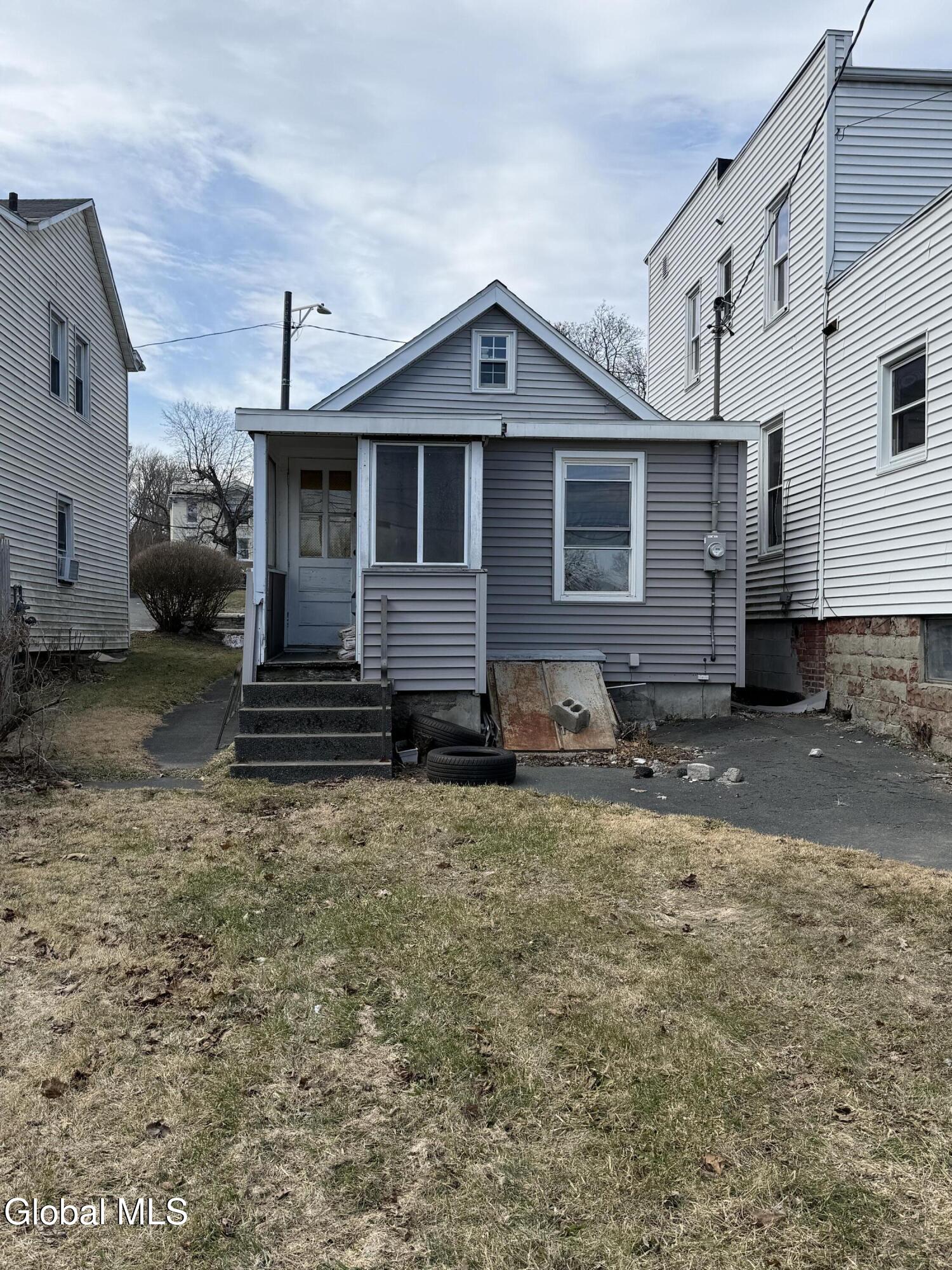 267 Broadway Menands NY 12204