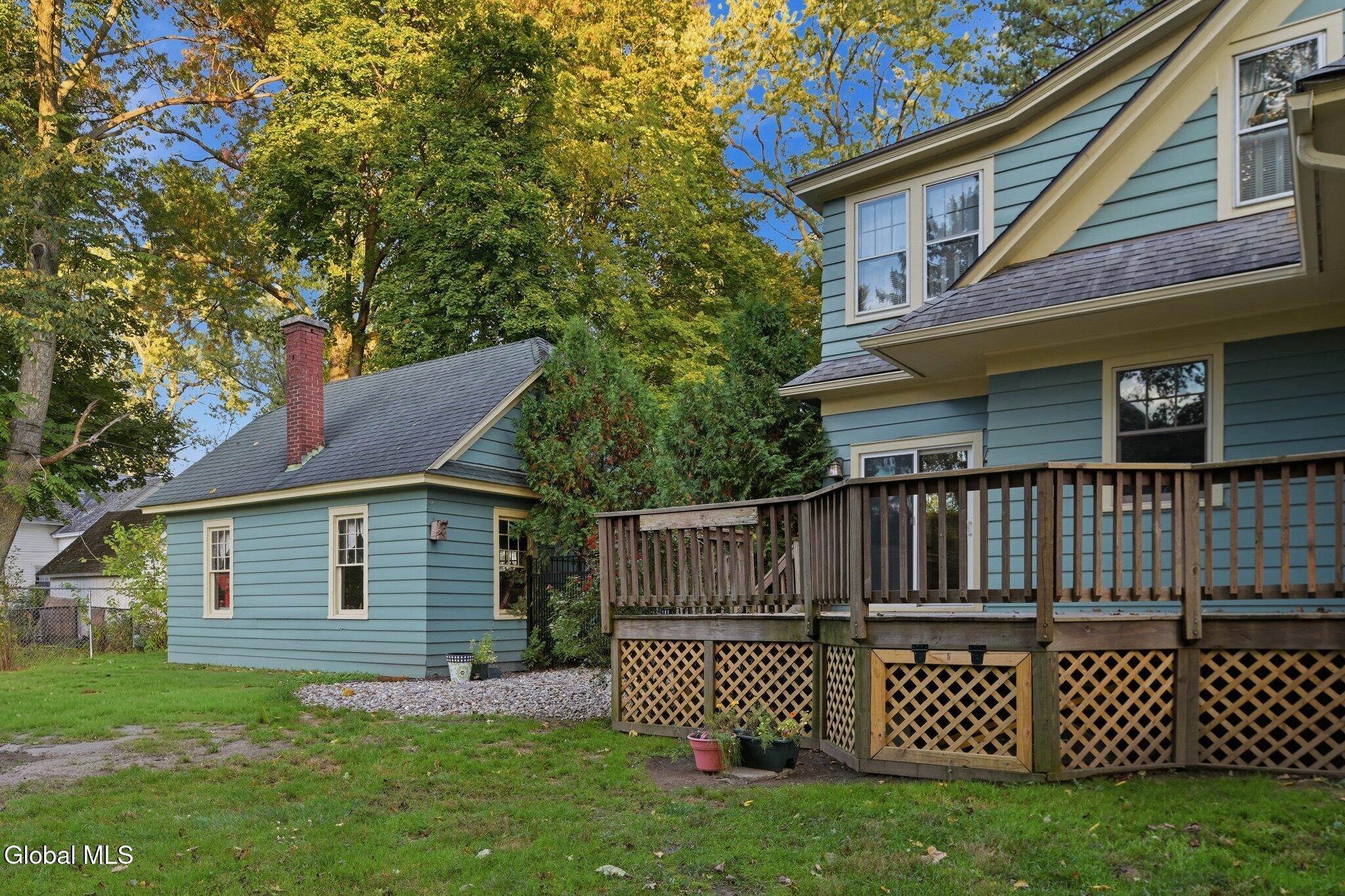 802 Charles Street Schenectady NY 12302