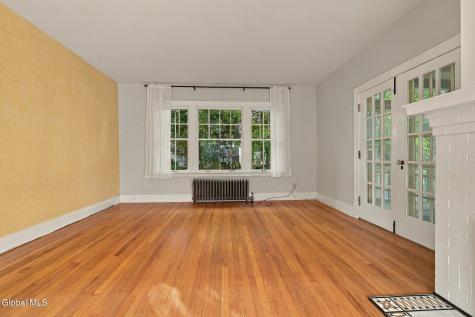 802 Charles Street Schenectady NY 12302
