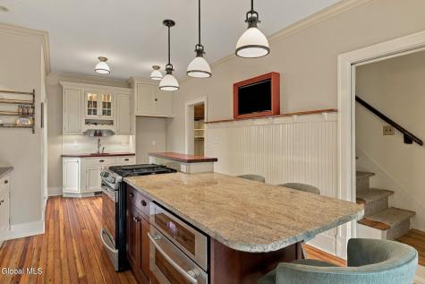 802 Charles Street Schenectady NY 12302