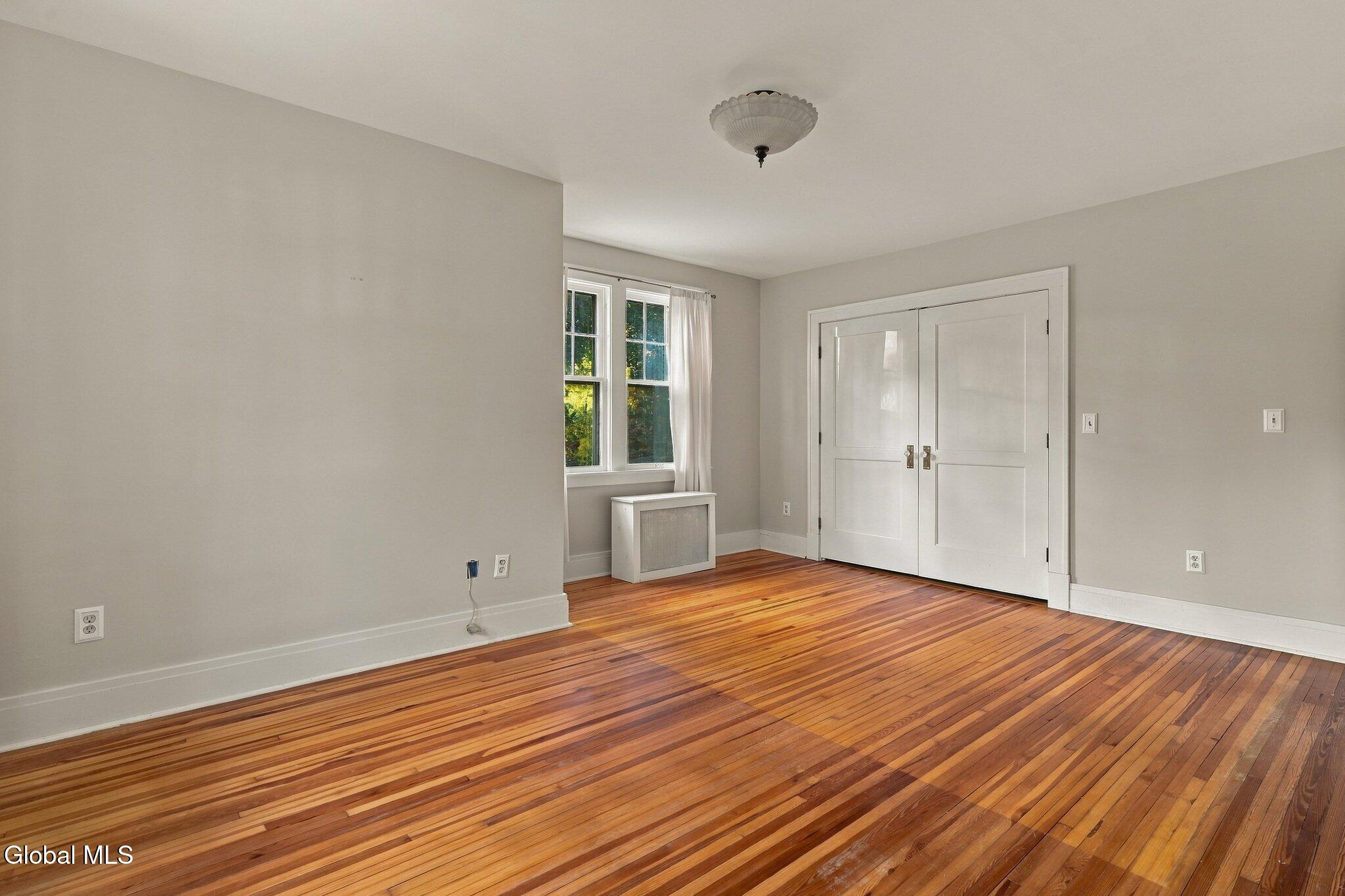 802 Charles Street Schenectady NY 12302