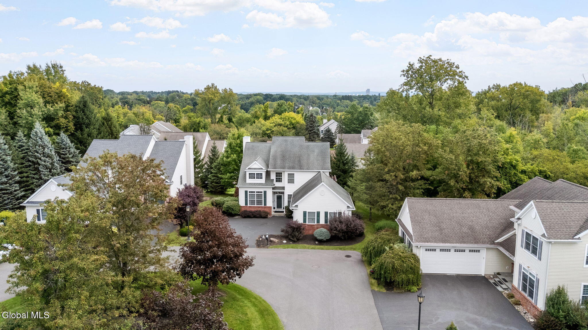 11 Whitman Common Slingerlands NY 12159