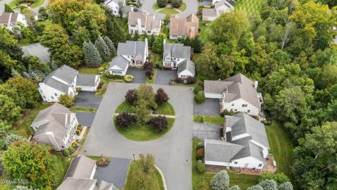 11 Whitman Common Slingerlands NY 12159