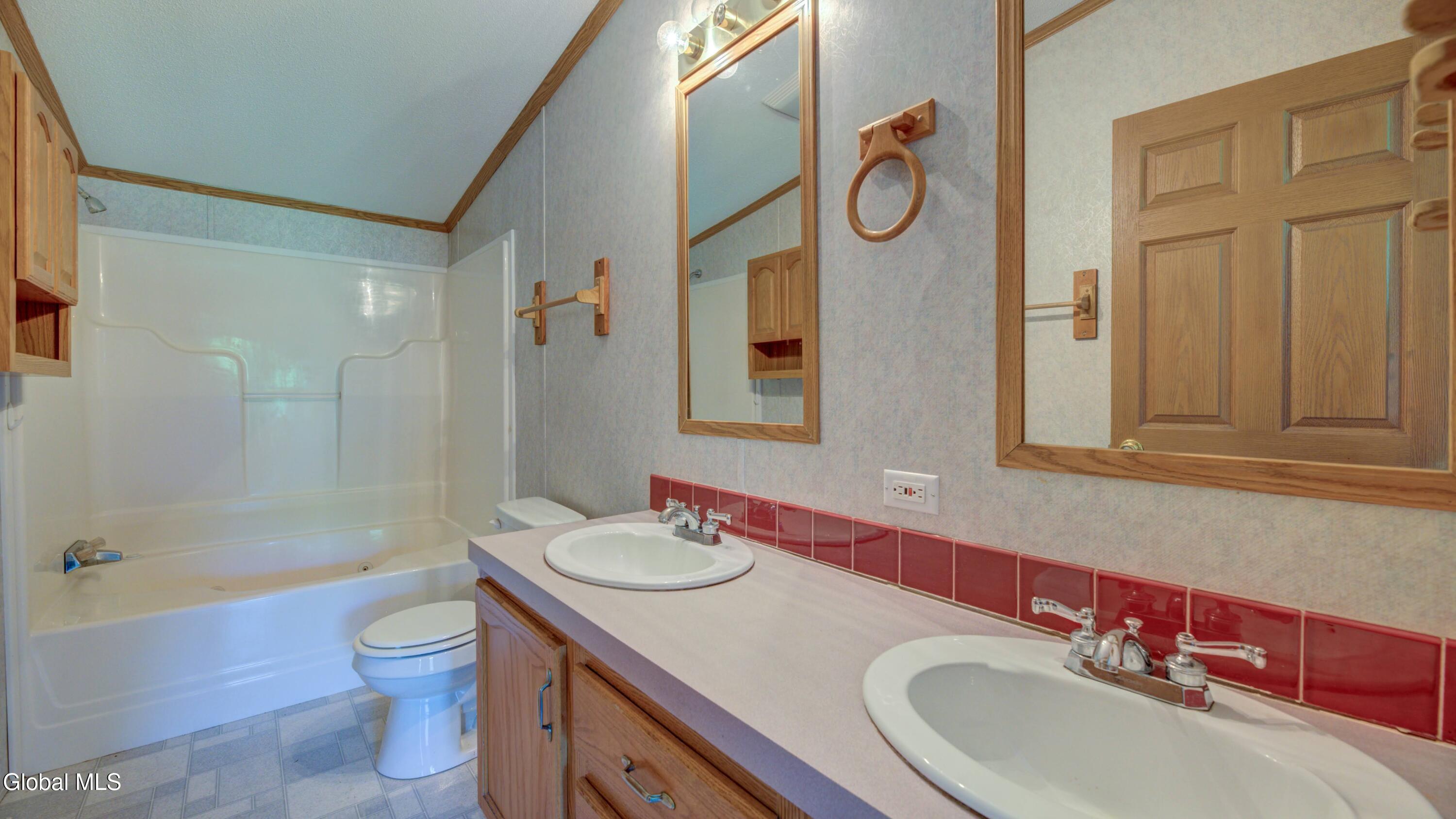 327-333 State Route 29a Gloversville NY 12078
