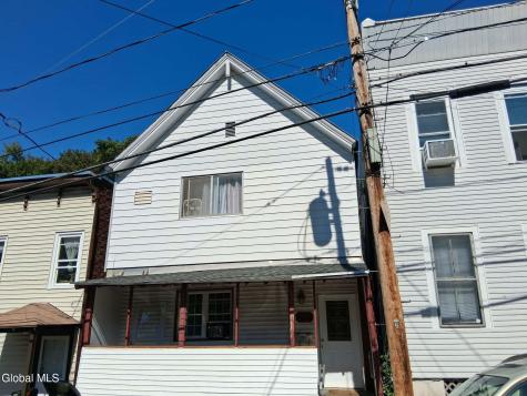 32 Lincoln Avenue Troy NY 12180