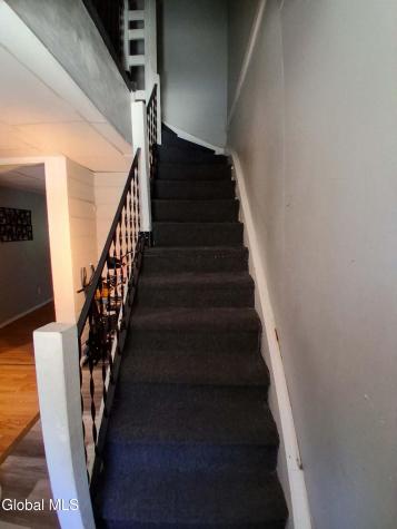 32 Lincoln Avenue Troy NY 12180