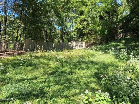 32 Lincoln Avenue Troy NY 12180