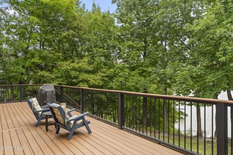 28 Juniper Lane Athens NY 12015