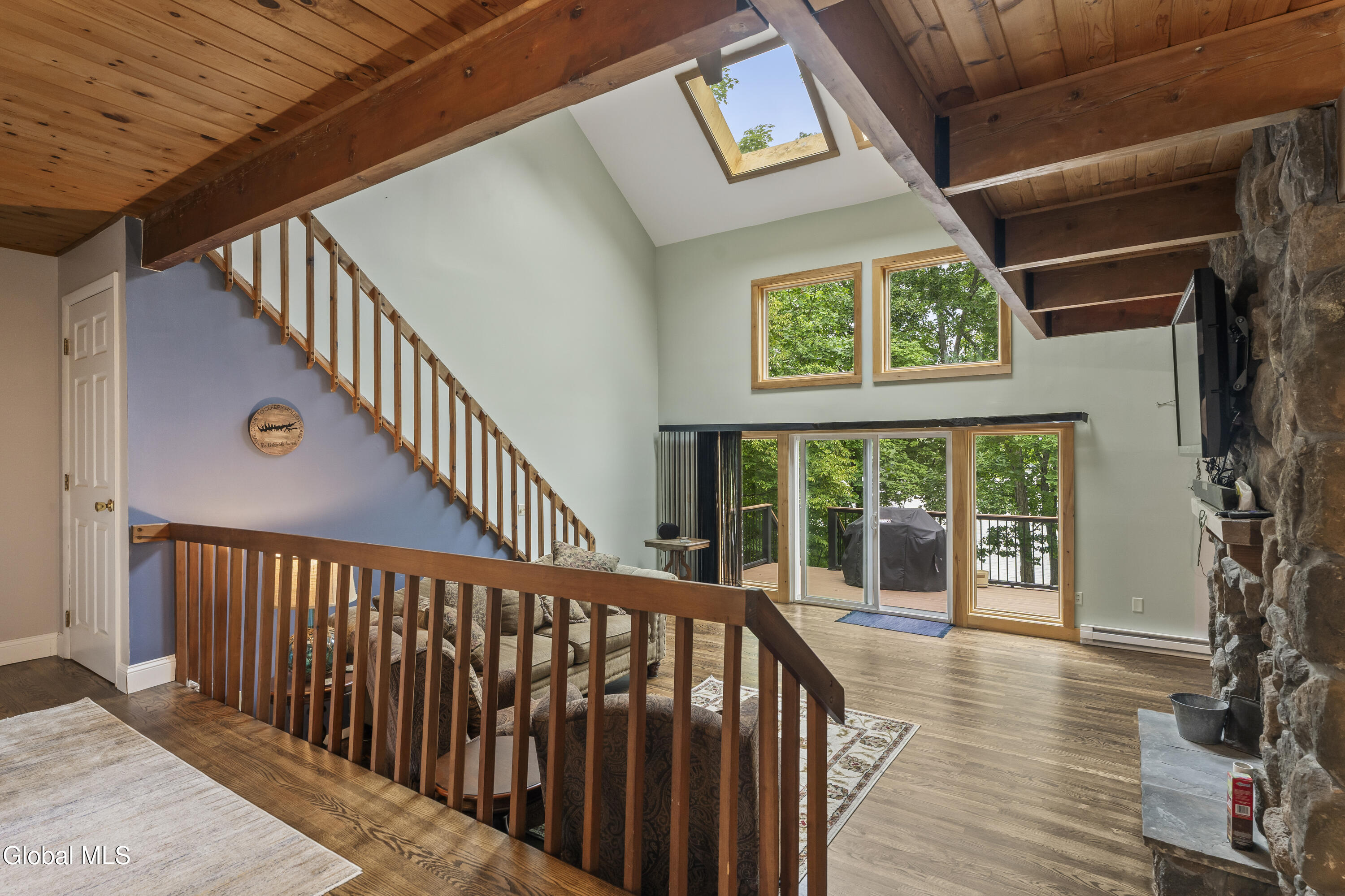 28 Juniper Lane Athens NY 12015