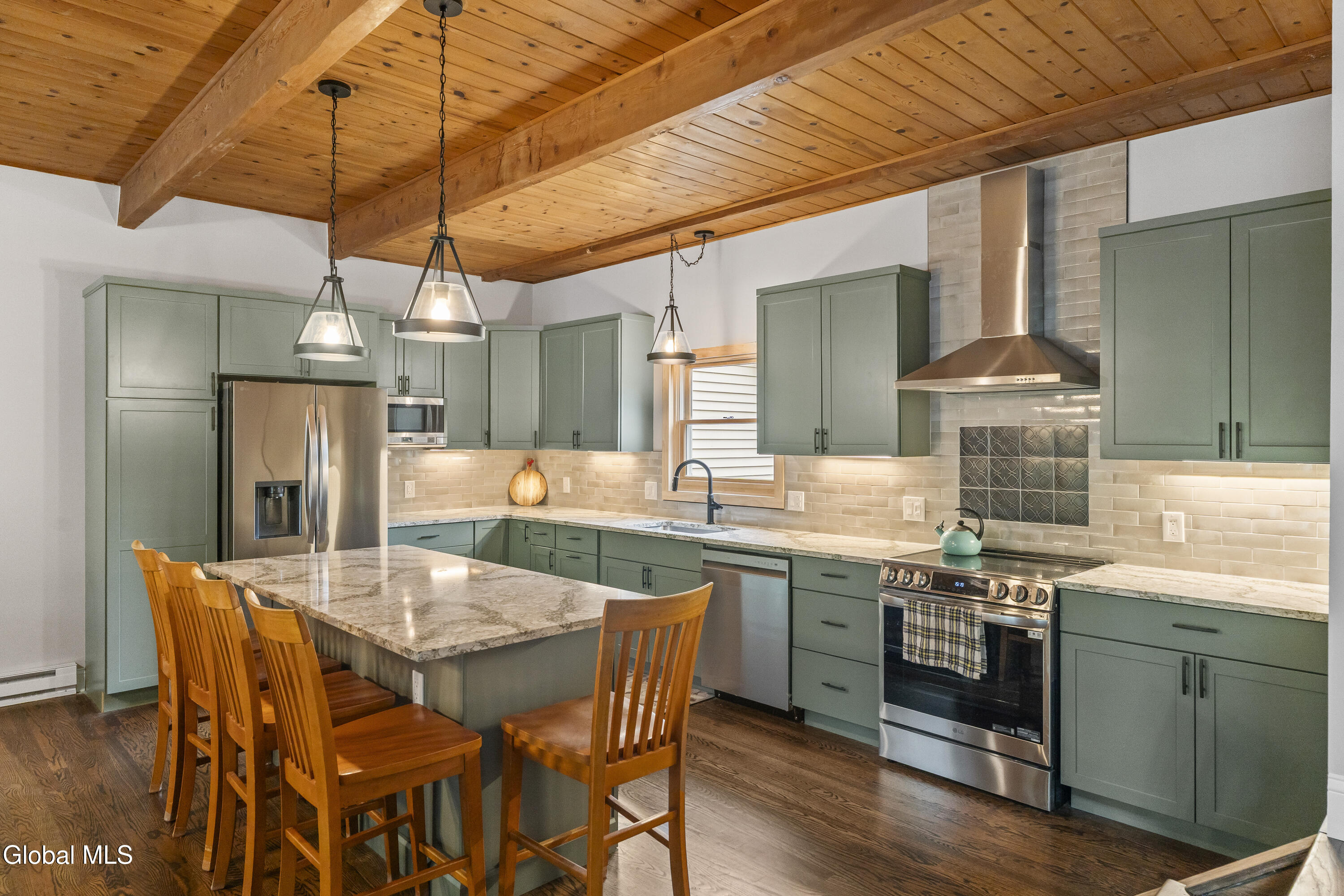 28 Juniper Lane Athens NY 12015