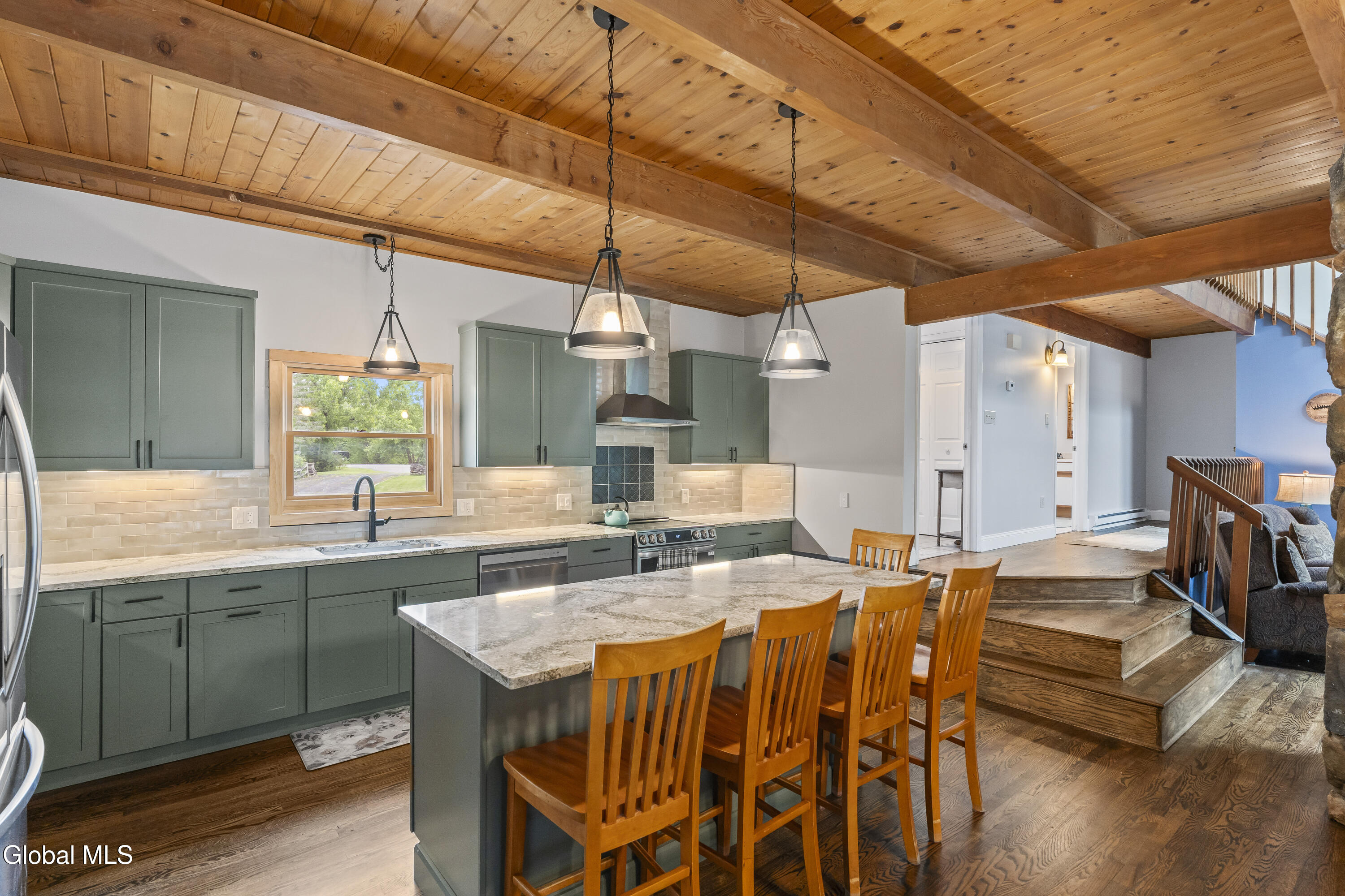 28 Juniper Lane Athens NY 12015