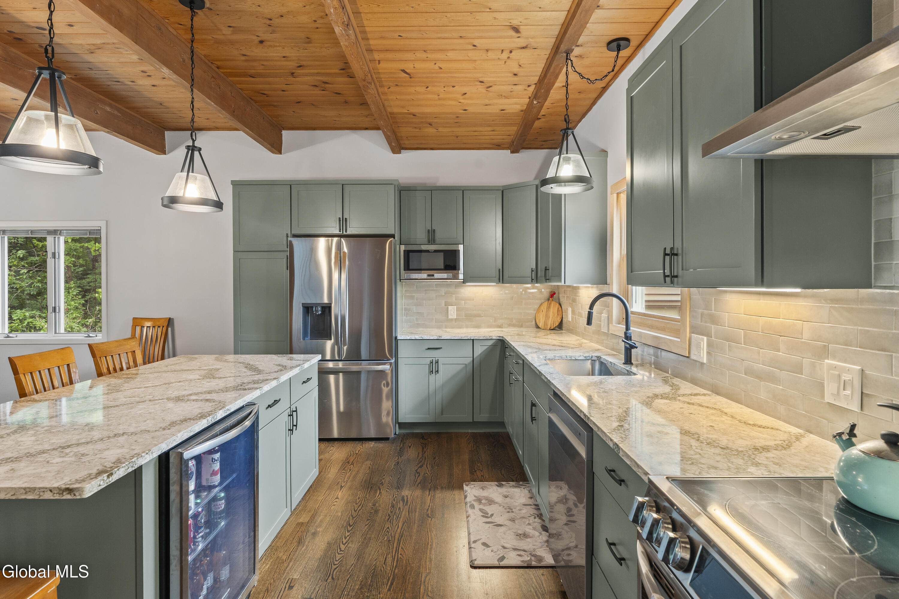 28 Juniper Lane Athens NY 12015