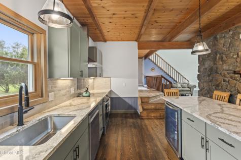 28 Juniper Lane Athens NY 12015