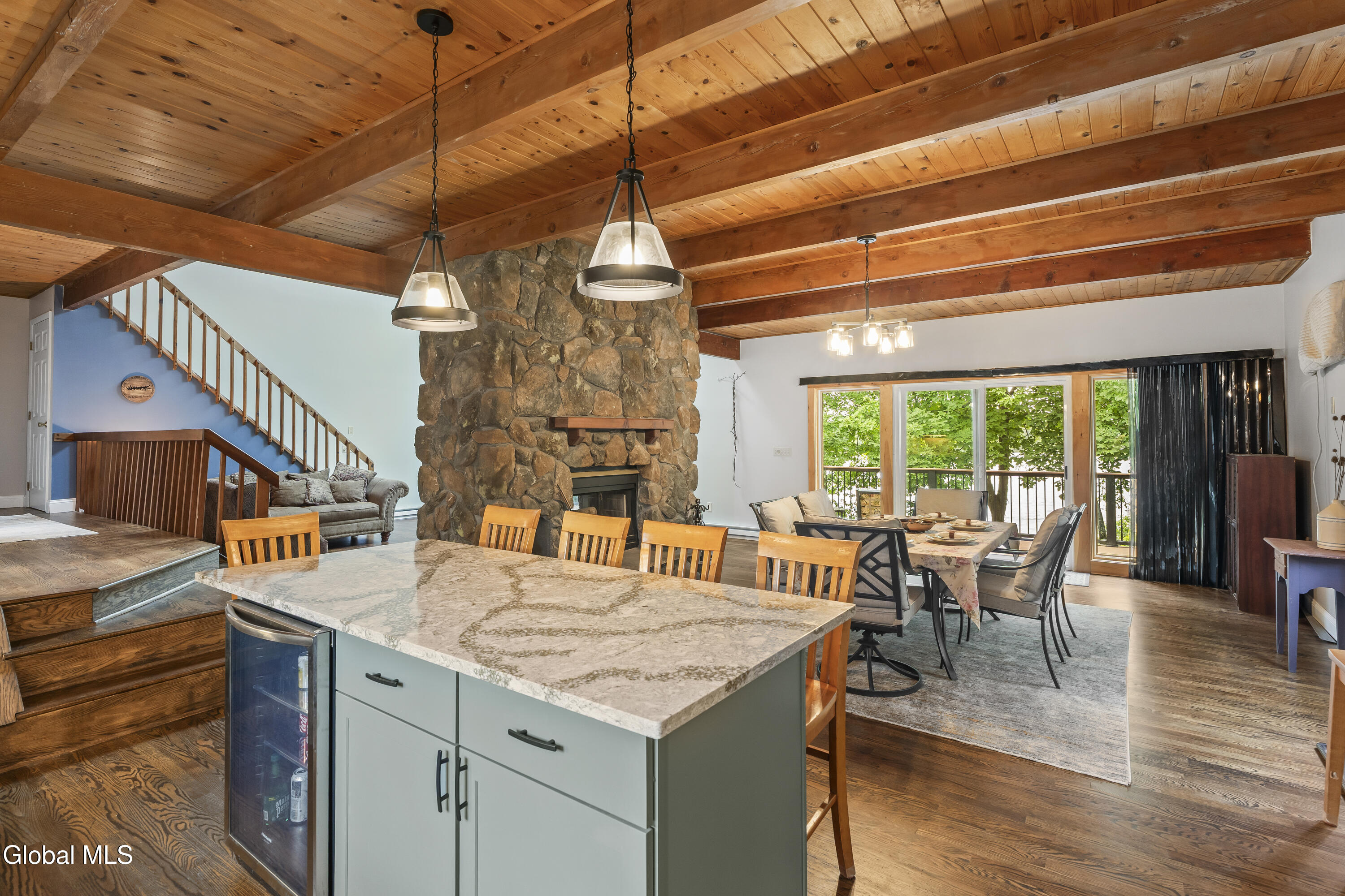 28 Juniper Lane Athens NY 12015