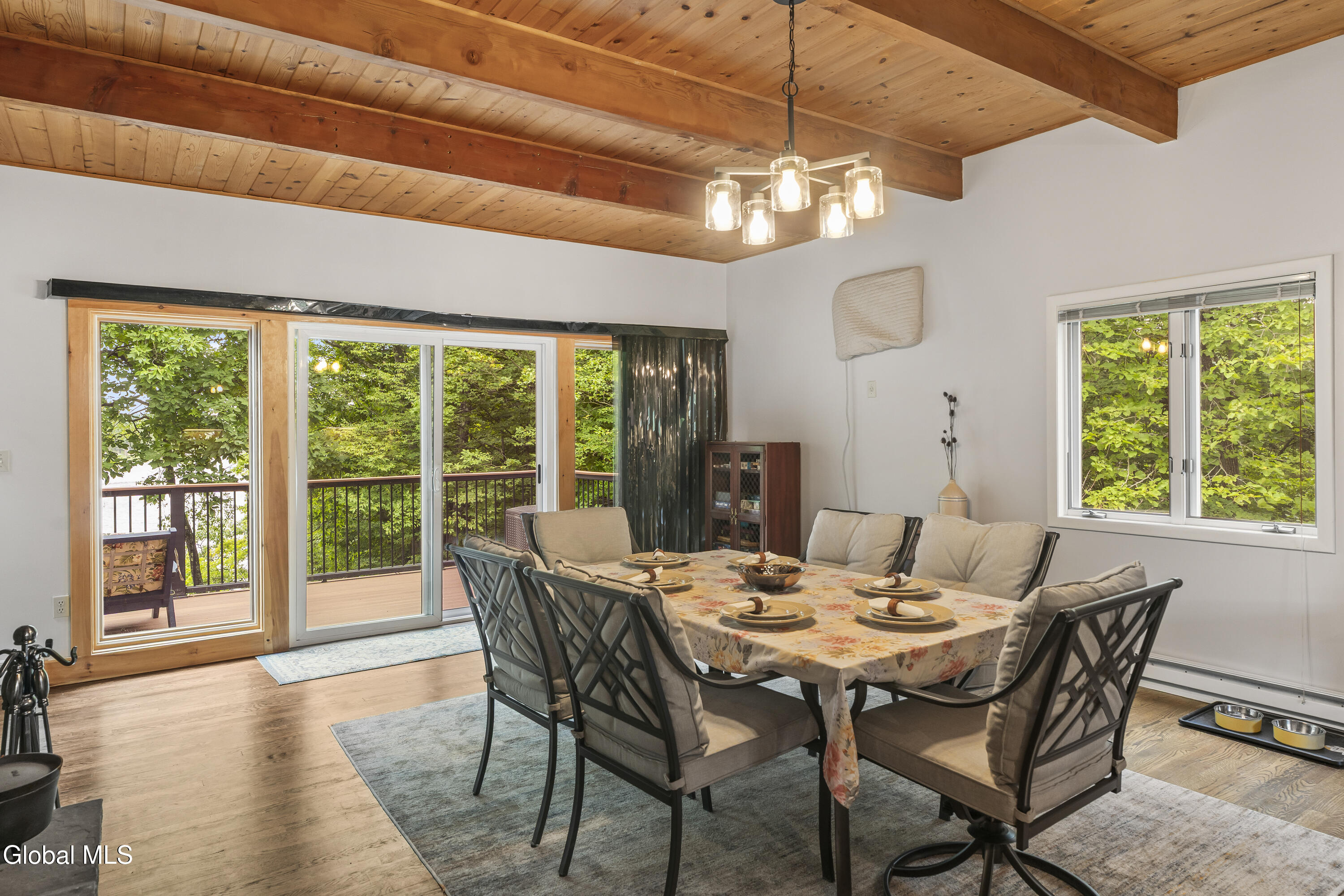 28 Juniper Lane Athens NY 12015