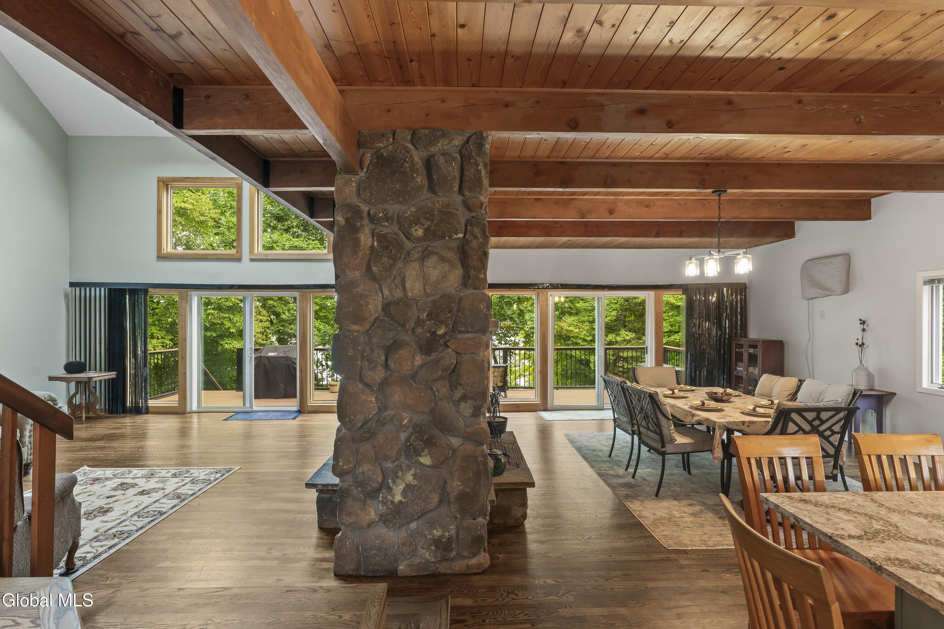 28 Juniper Lane Athens NY 12015