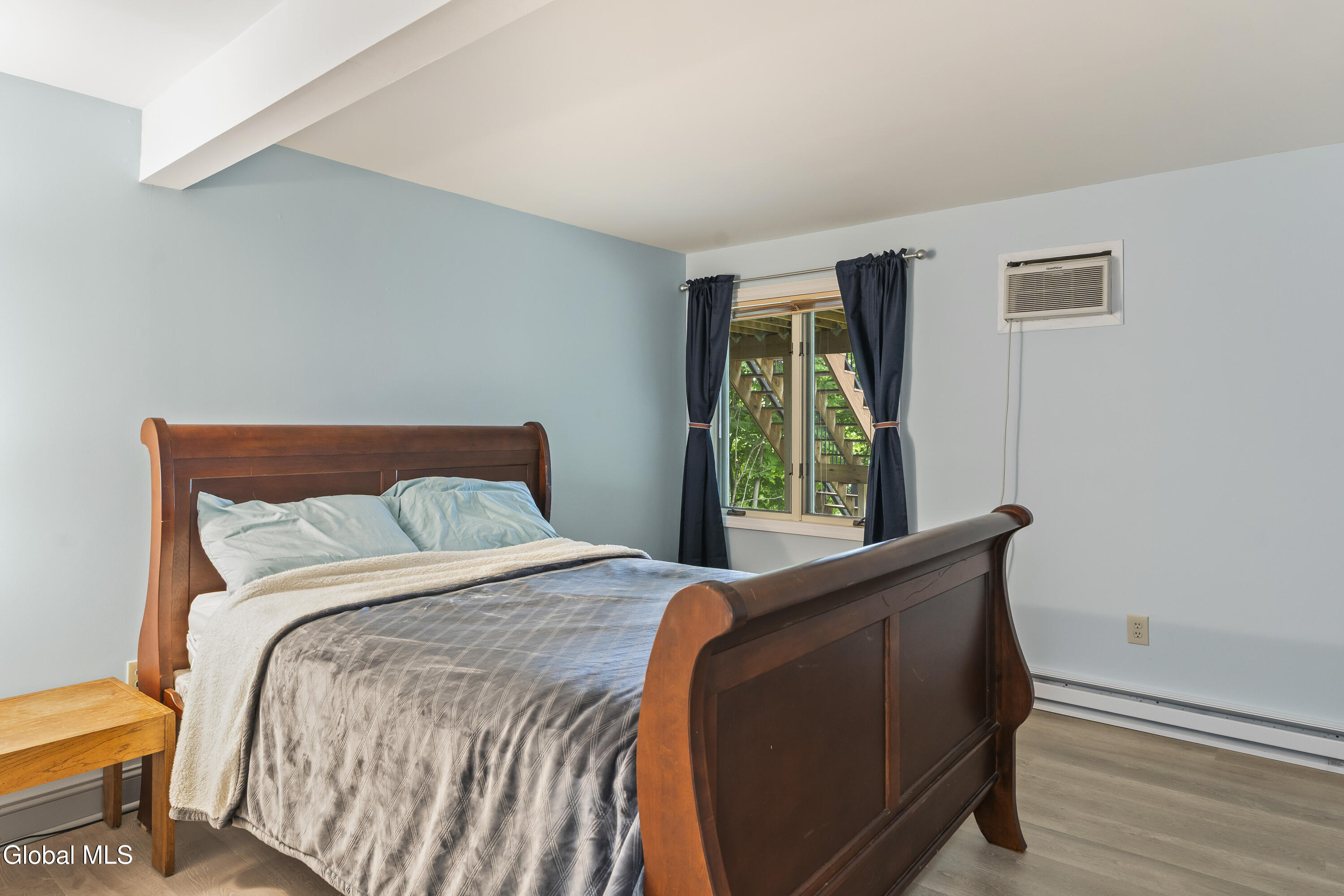 28 Juniper Lane Athens NY 12015