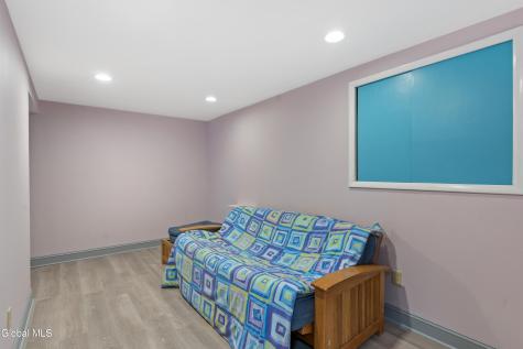 28 Juniper Lane Athens NY 12015