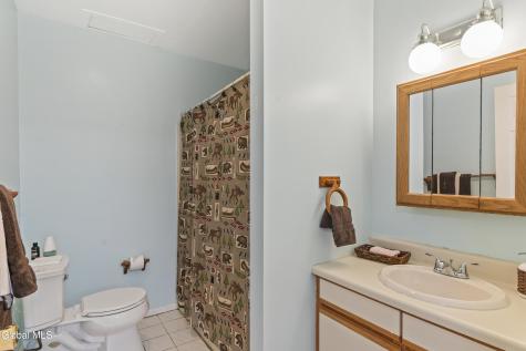 28 Juniper Lane Athens NY 12015