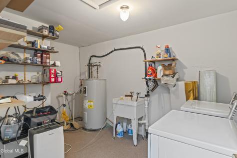 28 Juniper Lane Athens NY 12015