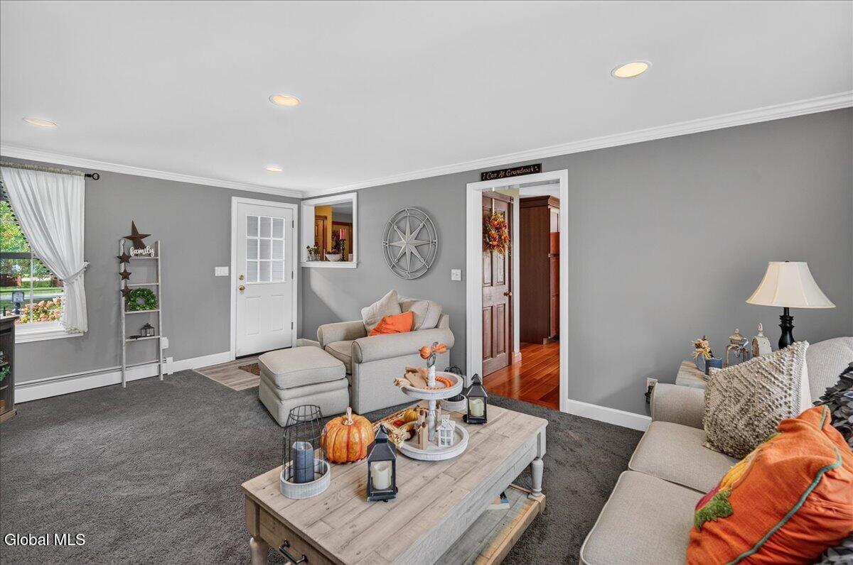 5 Tanner Hollow Drive Colonie NY 12205