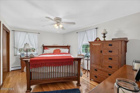 5 Tanner Hollow Drive Colonie NY 12205